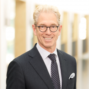 Dr. Andreas Gassen